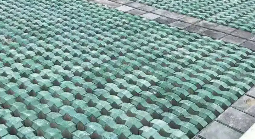 井字磚在復(fù)雜路面鋪設(shè)中的4個(gè)核心技巧